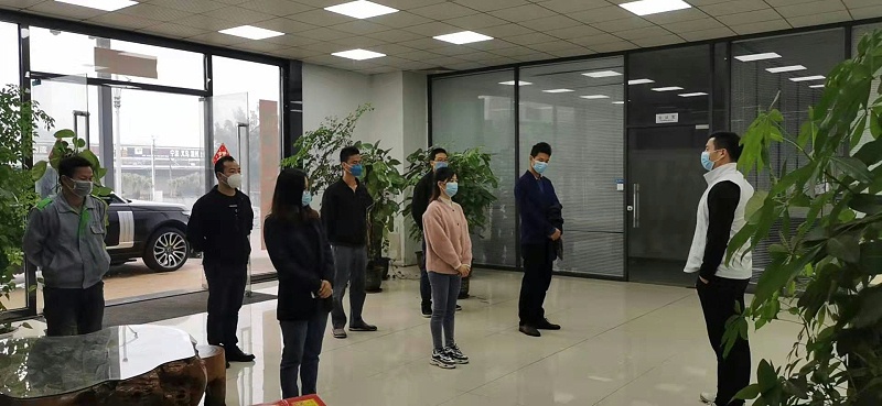 同心同行，共抗时艰！